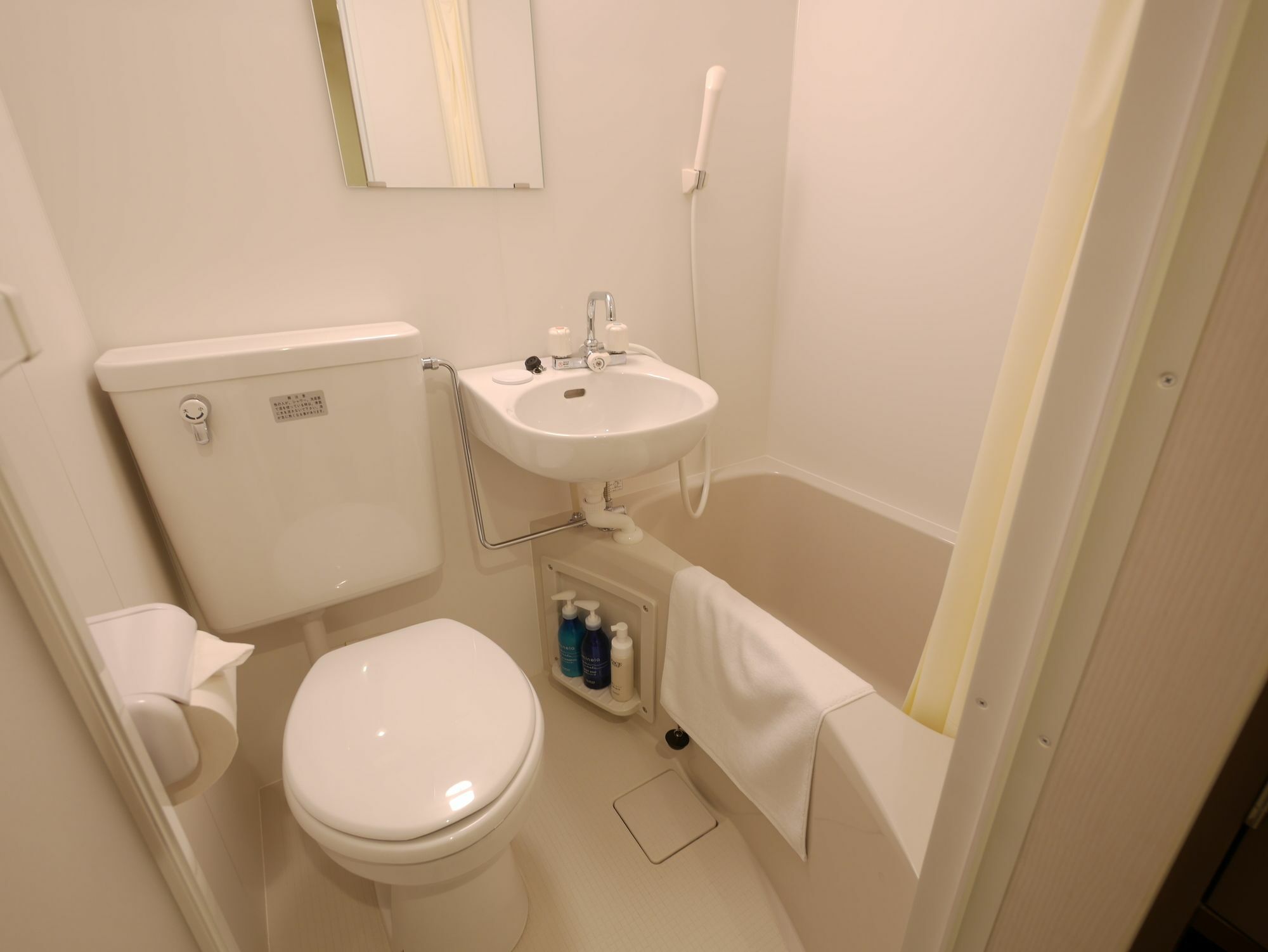 Okini Hotel Namba Osaka Exteriör bild